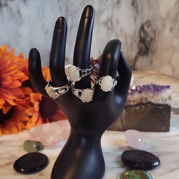 Snow Quartz Gemstone Silver Plated Rings Size 7 - Picture 3 of 12